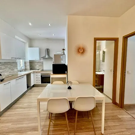 Apartament 3 Pieces Port Smolett